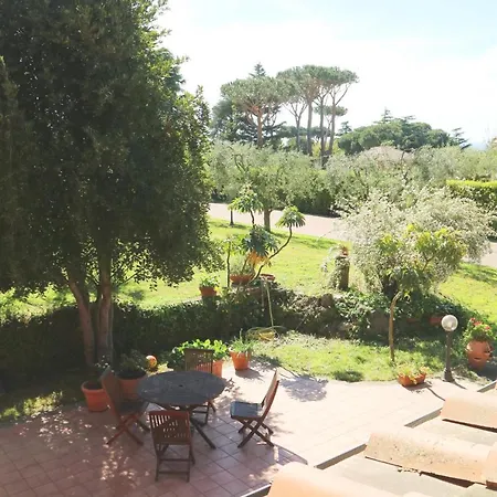 B&B Ai Glicini - Castelli Romani Marino Exterior photo