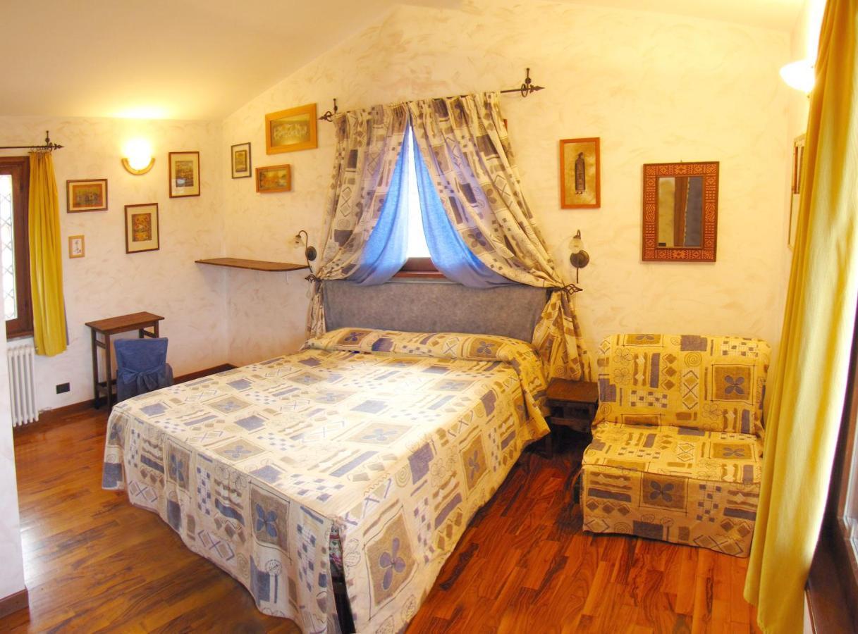 Ai Glicini - Castelli Romani Bed & Breakfast